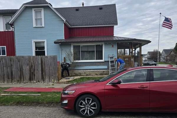 Professional roofing contractor in Kokomo, IN